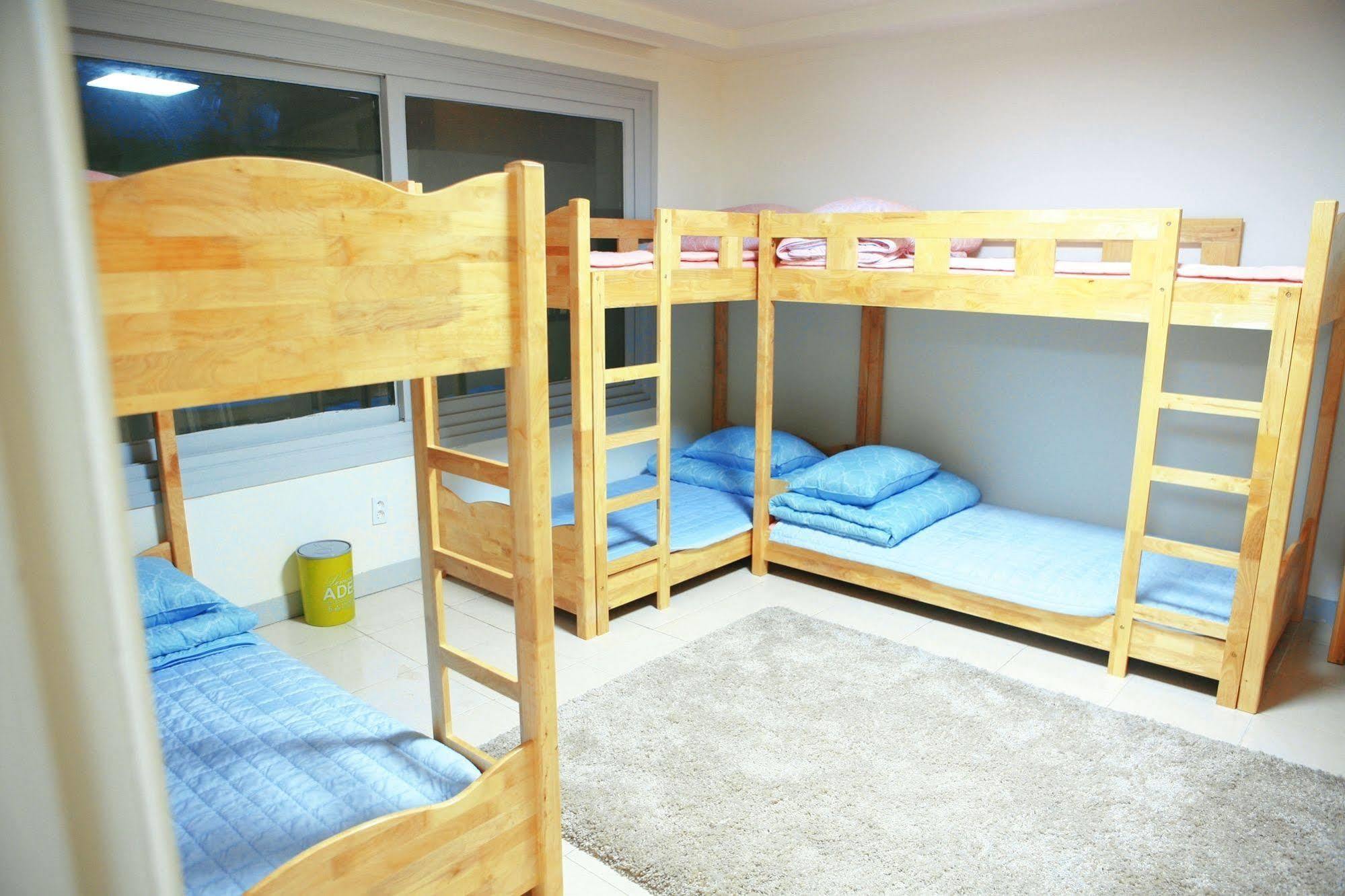 Guesthouse Mate Busan Eksteriør billede
